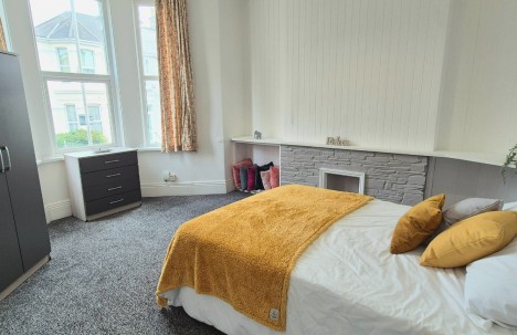 Seymour Avenue, St Judes, PL4 8RA