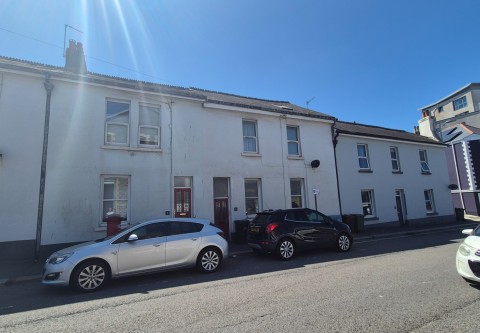 Commercial Road, Coxside, PL4 0LD - &#163;575.00 pcm