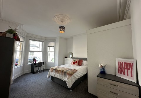 Wake Street, Penny Come Quick, PL4 6NL - From &#163;125.00 PPPW