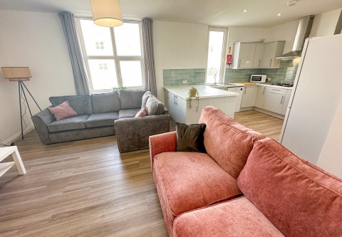 Marlborough Road , Central, PL4 8LP - From &#163;160.00 PPPW