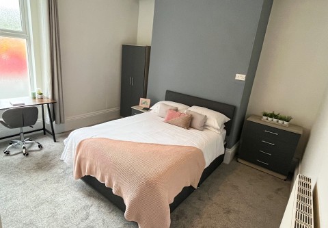 23 Ford Park , Mutley, PL4 6RB - From £652.00 pcmppib