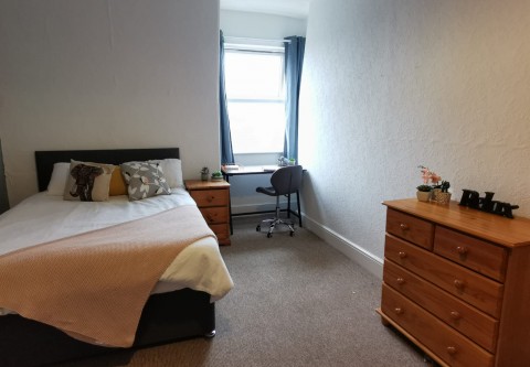 23 Ford Park , Mutley, PL4 6RB - From £500.00 pcmppib